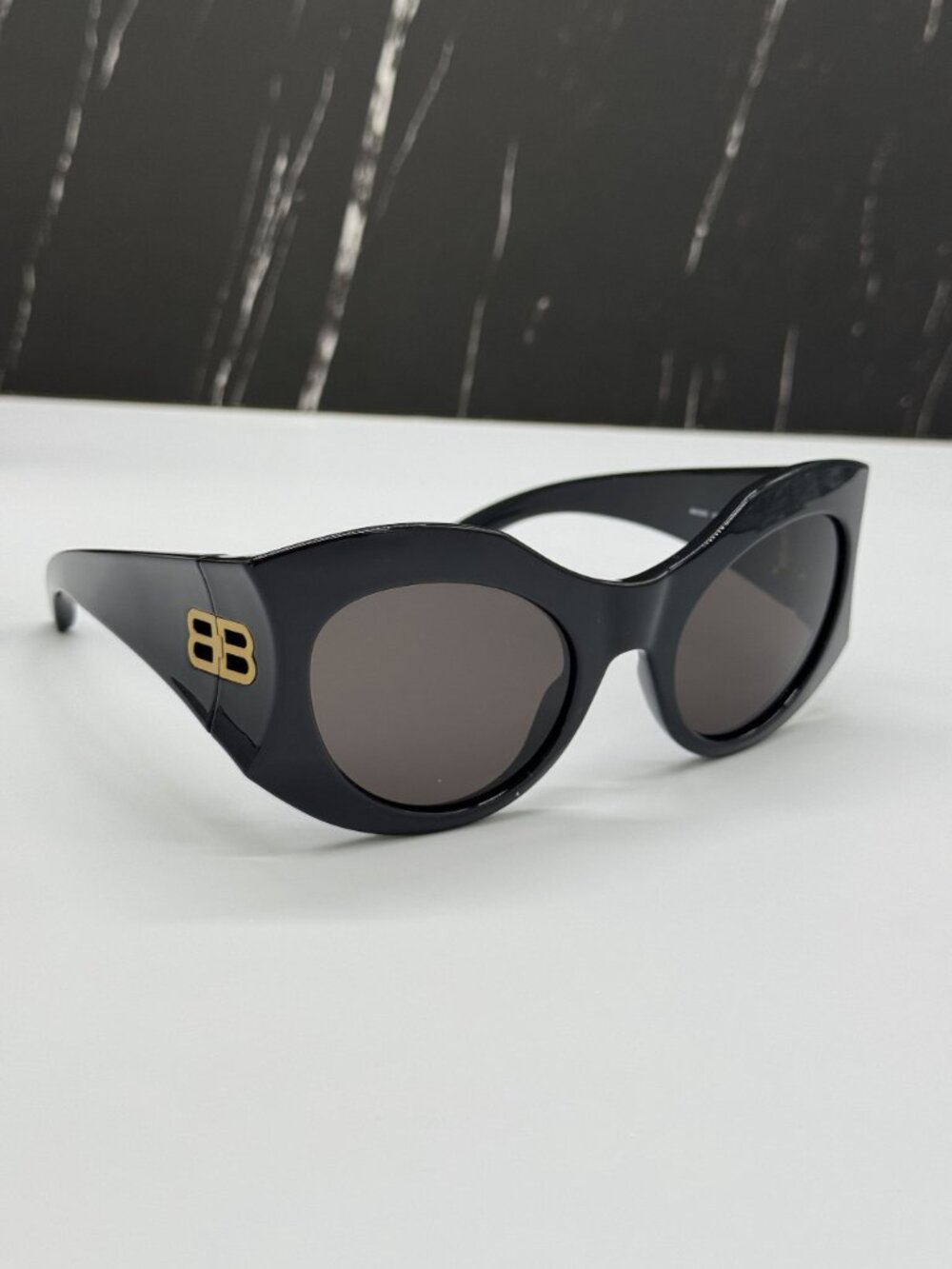 NEW BALENCIAGA BB0256S 001 BLACK BUTTERFLY WOMEN SUNGLASSES BALENCIAGA EYEWEAR - Picture 6 of 12